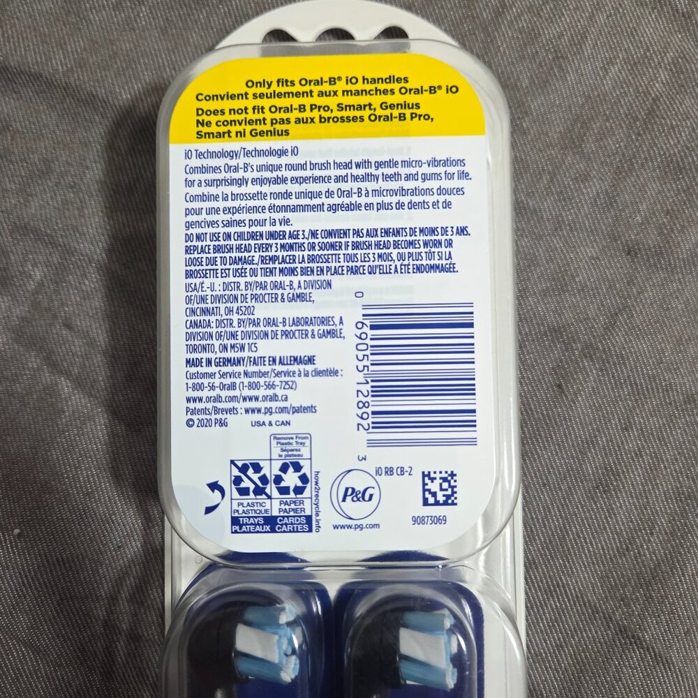 Oral B IO Replacement Bruch Heads (2 pieces)